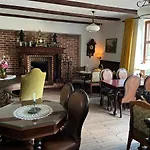 Inn Gosciniec Zamkowy 3*