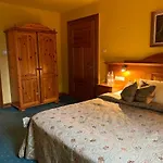 Inn Gosciniec Zamkowy 3*