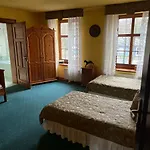 Gosciniec Zamkowy Inn 3*