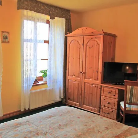 Gosciniec Zamkowy 3* Darłowo