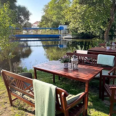 Gosciniec Zamkowy 3*
