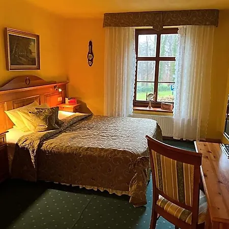 Gosciniec Zamkowy Han/Misafirhane Darłowo