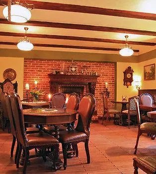 Inn Gosciniec Zamkowy 3*