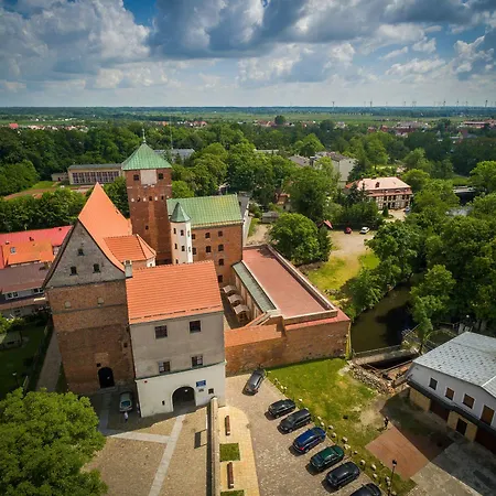 Gosciniec Zamkowy Inn 3*