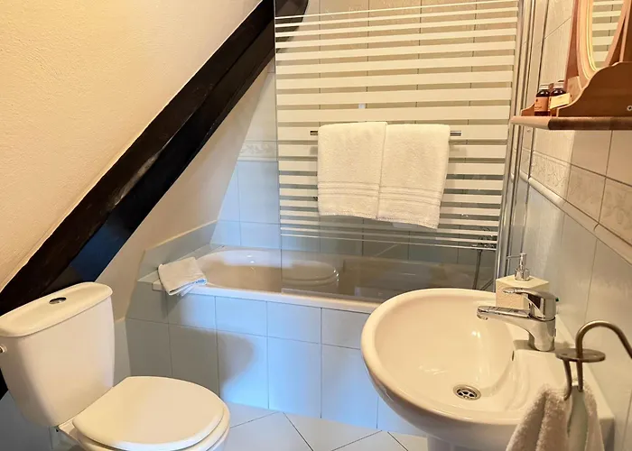 Gosciniec Zamkowy Fogadó Darłowo