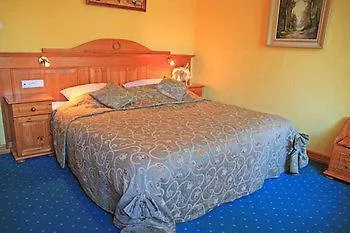 Gosciniec Zamkowy Fogadó Darłowo